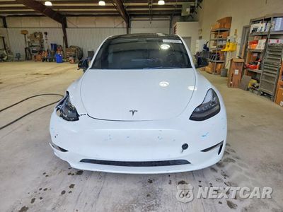 Piąte zdjęcie samochodu w środku: 2021 TESLA MODEL Y VIN:5YJYGDEE4MF183243 - miniatura