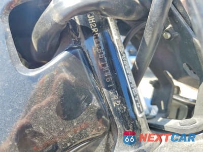 Zdjęcie 9 z 9 samochodu: 2001 HONDA VT750 CD2 VIN:JH2RC44661M451892 - miniatura