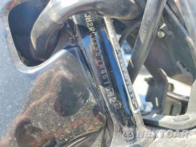 Zdjęcie 9 z 9 samochodu: 2001 HONDA VT750 CD2 VIN:JH2RC44661M451892 - miniatura