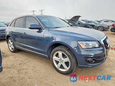 Czwarte zdjęcie samochodu z boku: 2010 AUDI Q5 PREMIUM PLUS VIN:WA1LKAFP8AA017913 - miniatura