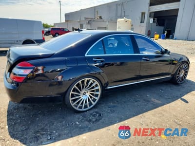 Trzecie zdjęcie samochodu z tyłu: 2008 MERCEDES-BENZ S 550 4MATIC VIN:WDDNG86X18A234910 - miniatura