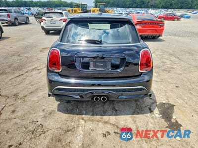 Zdjęcie 6 z 12 samochodu: 2022 MINI COOPER S VIN:WMW53DK08N2R12675 - miniatura