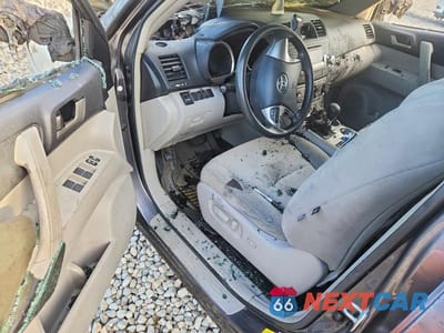 Zdjęcie 8 z 12 samochodu: 2012 TOYOTA HIGHLANDER BASE VIN:5TDZK3EHXCS078398 - miniatura
