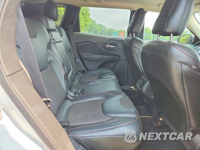 Zdjęcie 11 z 13 samochodu: 2015 JEEP CHEROKEE TRAILHAWK VIN:1C4PJMBS3FW641571 - miniatura