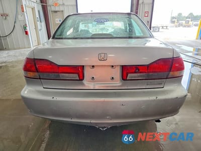 Zdjęcie 6 z 12 samochodu: 2002 HONDA ACCORD SE VIN:1HGCG56732A139550 - miniatura