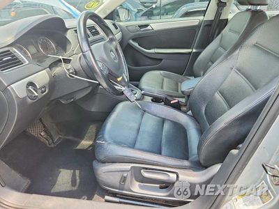 Zdjęcie 7 z 12 samochodu: 2013 VOLKSWAGEN JETTA SE VIN:3VWDP7AJ3DM367150 - miniatura