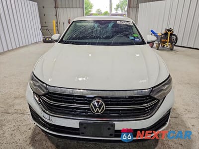 Piąte zdjęcie samochodu w środku: 2024 VOLKSWAGEN JETTA S VIN:3VW5M7BU8RM095840 - miniatura