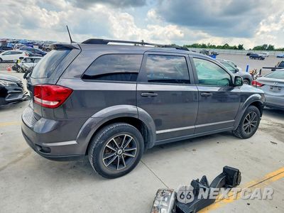 Trzecie zdjęcie samochodu z tyłu: 2019 DODGE JOURNEY SE VIN:3C4PDCBB9KT718705 - miniatura