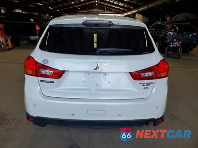 Zdjęcie 6 z 13 samochodu: 2015 MITSUBISHI OUTLANDER SPORT ES VIN:4A4AR3AWXFE038418 - miniatura