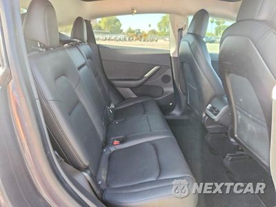 Zdjęcie 11 z 13 samochodu: 2020 TESLA MODEL Y VIN:5YJYGDEE9LF017816 - miniatura