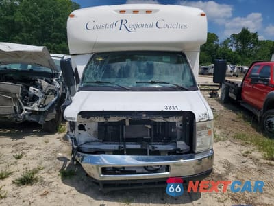 Piąte zdjęcie samochodu w środku: 2017 FORD ECONOLINE E350 SUPER DUTY CUTAWAY VAN VIN:1FDEE3FS9HDC61001 - miniatura