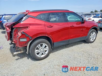 Trzecie zdjęcie samochodu z tyłu: 2022 CHEVROLET BLAZER 2LT VIN:3GNKBHR48NS118750 - miniatura
