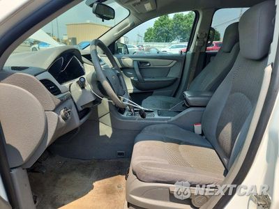 Zdjęcie 7 z 13 samochodu: 2013 CHEVROLET TRAVERSE LS VIN:1GNKRFED7DJ240814 - miniatura