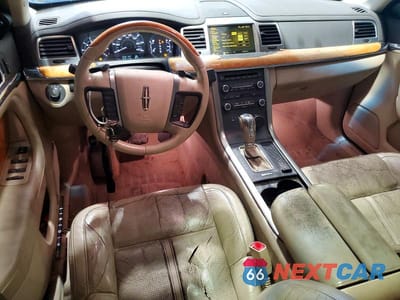 Zdjęcie 8 z 12 samochodu: 2010 LINCOLN MKS VIN:1LNHL9DRXAG608782 - miniatura