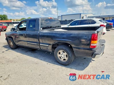 Drugie zdjęcie samochodu z przodu: 2002 CHEVROLET SILVERADO C1500 VIN:2GCEC19V821216624 - miniatura