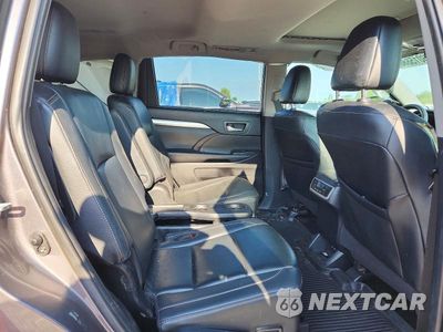 Zdjęcie 11 z 13 samochodu: 2019 TOYOTA HIGHLANDER XLE VIN:5TDJZRFH5KS589137 - miniatura