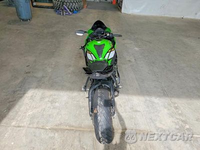Zdjęcie 6 z 8 samochodu: 2025 KAWASAKI ZX1002 M VIN:JKBZXVM13SA009314 - miniatura