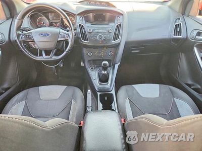Zdjęcie 8 z 12 samochodu: 2017 FORD FOCUS ST VIN:1FADP3L94HL310063 - miniatura