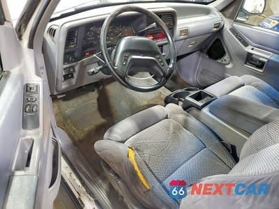 Zdjęcie 8 z 12 samochodu: 1993 FORD EXPLORER VIN:1FMCU22X3PUB54174 - miniatura