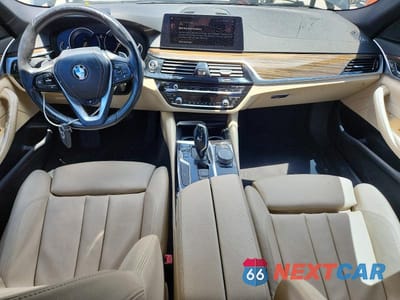 Zdjęcie 8 z 12 samochodu: 2018 BMW 530 XI VIN:WBAJA7C57JWC77406 - miniatura