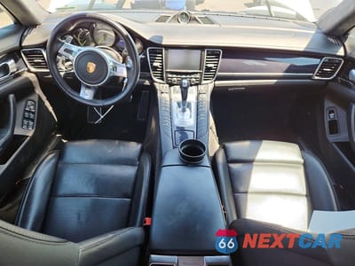 Zdjęcie 8 z 12 samochodu: 2016 PORSCHE PANAMERA SE HYBRID VIN:WP0AD2A75GL041314 - miniatura