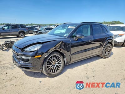2020 PORSCHE CAYENNE WP1AA2AY3LDA09031 - główne zdjęcie licytacji z USA - miniatura