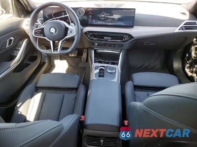 Zdjęcie 8 z 13 samochodu: 2025 BMW 330I VIN:3MW69CW09S8F25184 - miniatura