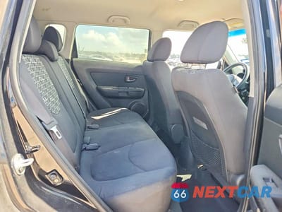Zdjęcie 10 z 12 samochodu: 2011 KIA SOUL + VIN:KNDJT2A21B7351078 - miniatura