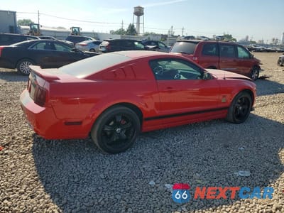 Trzecie zdjęcie samochodu z tyłu: 2006 FORD MUSTANG GT VIN:1ZVHT82H865262000 - miniatura