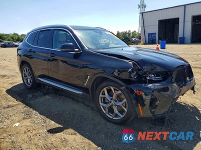 Czwarte zdjęcie samochodu z boku: 2022 BMW X3 XDRIVE30I VIN:5UX53DP03N9M76688 - miniatura