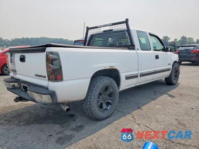 Trzecie zdjęcie samochodu z tyłu: 1999 CHEVROLET SILVERADO C1500 VIN:2GCEC19W2X1125347 - miniatura