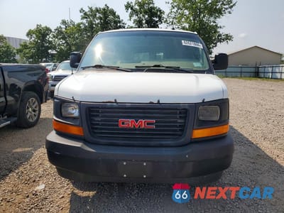 Piąte zdjęcie samochodu w środku: 2017 GMC SAVANA 2500 CARGO DELIVERY VAN VIN:1GTW7AFF4H1137374 - miniatura