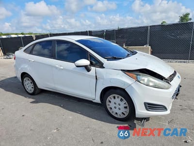 Czwarte zdjęcie samochodu z boku: 2017 FORD FIESTA S VIN:3FADP4AJ0HM152810 - miniatura