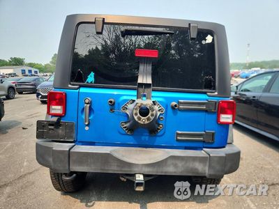 Zdjęcie 6 z 13 samochodu: 2016 JEEP WRANGLER UNLIMITED SPORT VIN:1C4BJWDG2GL131925 - miniatura