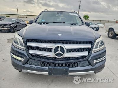 Piąte zdjęcie samochodu w środku: 2016 MERCEDES-BENZ GL 450 4MATIC VIN:4JGDF6EE2GA652111 - miniatura