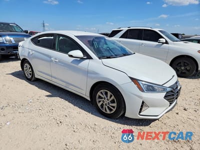 Czwarte zdjęcie samochodu z boku: 2020 HYUNDAI ELANTRA SE VIN:5NPD74LF5LH563458 - miniatura