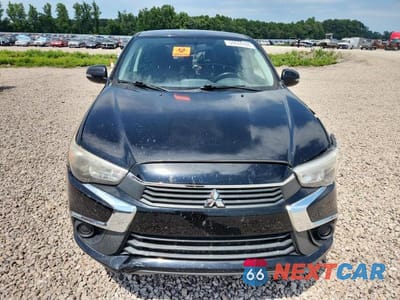 Piąte zdjęcie samochodu w środku: 2016 MITSUBISHI OUTLANDER SPORT ES VIN:JA4AP3AU1GZ037996 - miniatura