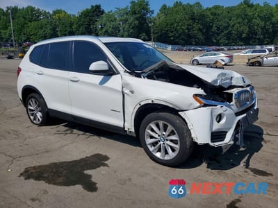 Czwarte zdjęcie samochodu z boku: 2017 BMW X3 XDRIVE28I VIN:5UXWX9C32H0T19460 - miniatura