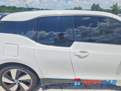 Zdjęcie 10 z 12 samochodu: 2014 BMW I3 BEV VIN:WBY1Z2C59EV283892 - miniatura