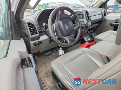Zdjęcie 8 z 12 samochodu: 2017 FORD F350 SUPER DUTY VIN:1FDRF3G61HEE06350 - miniatura