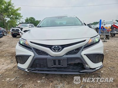 Piąte zdjęcie samochodu w środku: 2024 TOYOTA CAMRY SE VIN:4T1G11AK0RU215493 - miniatura