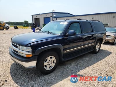 2004 CHEVROLET SUBURBAN C1500 1GNEC16Z84J199122 - główne zdjęcie licytacji z USA - miniatura