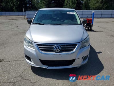 Piąte zdjęcie samochodu w środku: 2011 VOLKSWAGEN ROUTAN S VIN:2V4RW4DG8BR714784 - miniatura