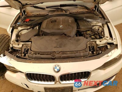 Zdjęcie 11 z 12 samochodu: 2017 BMW 330 XI VIN:WBA8K3C55HK678696 - miniatura