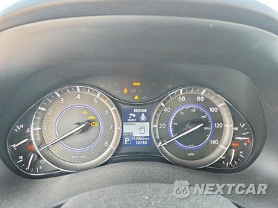 Zdjęcie 9 z 14 samochodu: 2016 INFINITI QX80 BASE VIN:JN8AZ2NE3G9124283 - miniatura