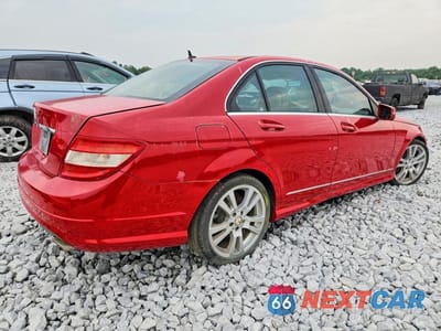 Trzecie zdjęcie samochodu z tyłu: 2011 MERCEDES-BENZ C 300 VIN:WDDGF5EB2BF647056 - miniatura