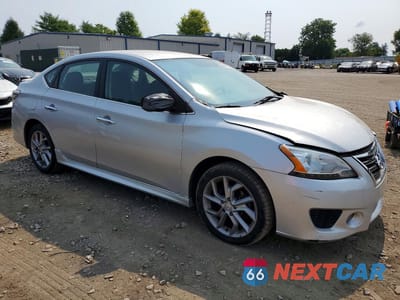 Czwarte zdjęcie samochodu z boku: 2014 NISSAN SENTRA SR VIN:3N1AB7AP1EY270261 - miniatura