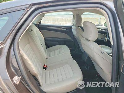 Zdjęcie 10 z 12 samochodu: 2019 FORD FUSION S VIN:3FA6P0G75KR228254 - miniatura