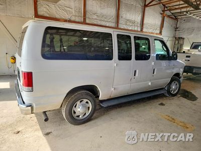 Trzecie zdjęcie samochodu z tyłu: 2014 FORD ECONOLINE E350 SUPER DUTY WAGON VIN:1FBNE3BL5EDA97913 - miniatura