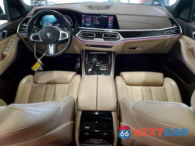 Zdjęcie 8 z 13 samochodu: 2019 BMW X7 XDRIVE40I VIN:5UXCW2C54KL086153 - miniatura